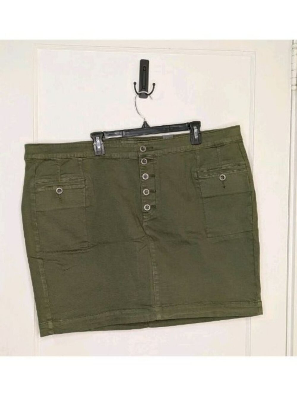 NWT Size 24 Torrid Mini Army Green Twill Button Fly Skirt